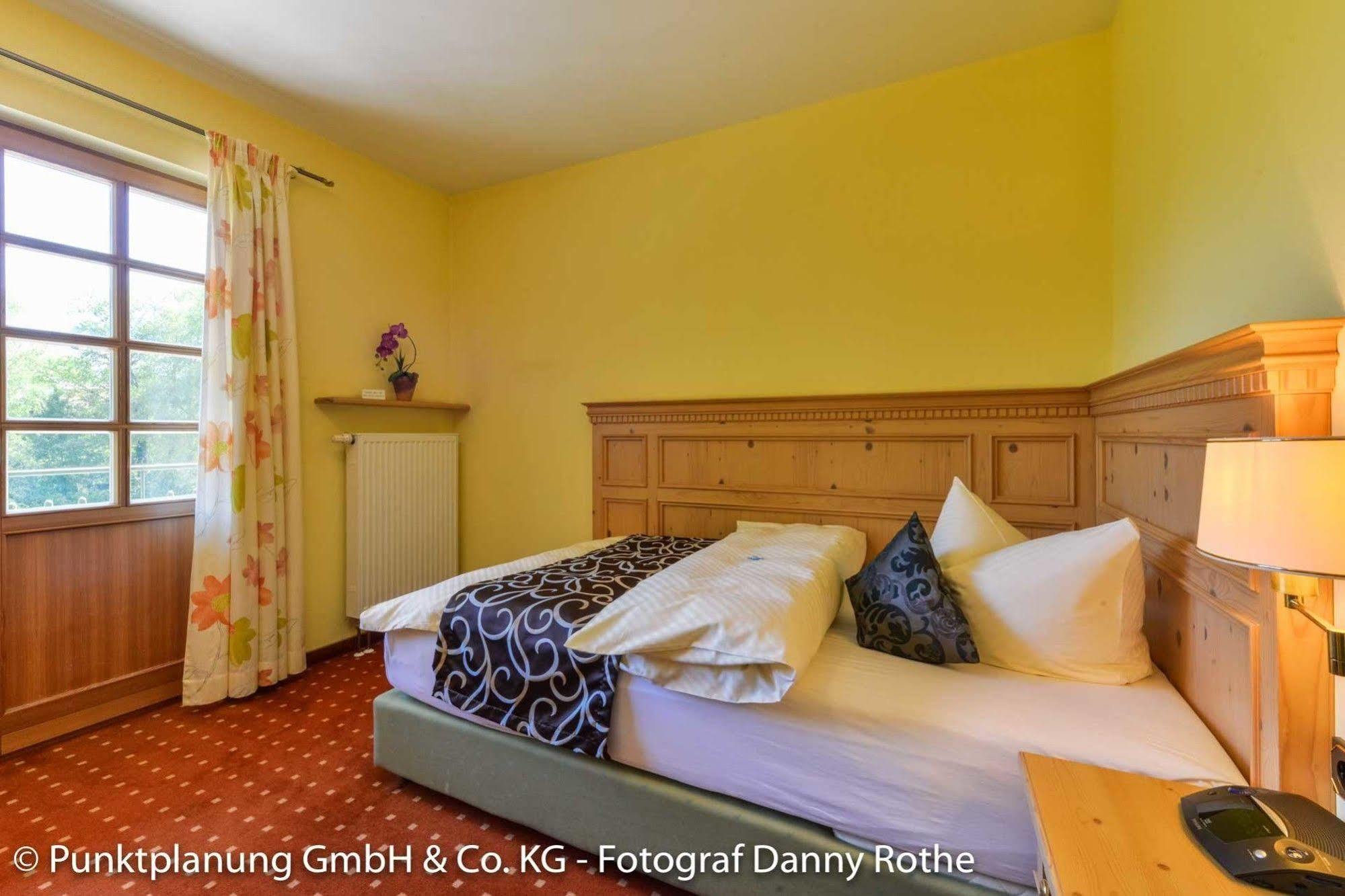 Hotel Oberwirt Obing Exterior foto